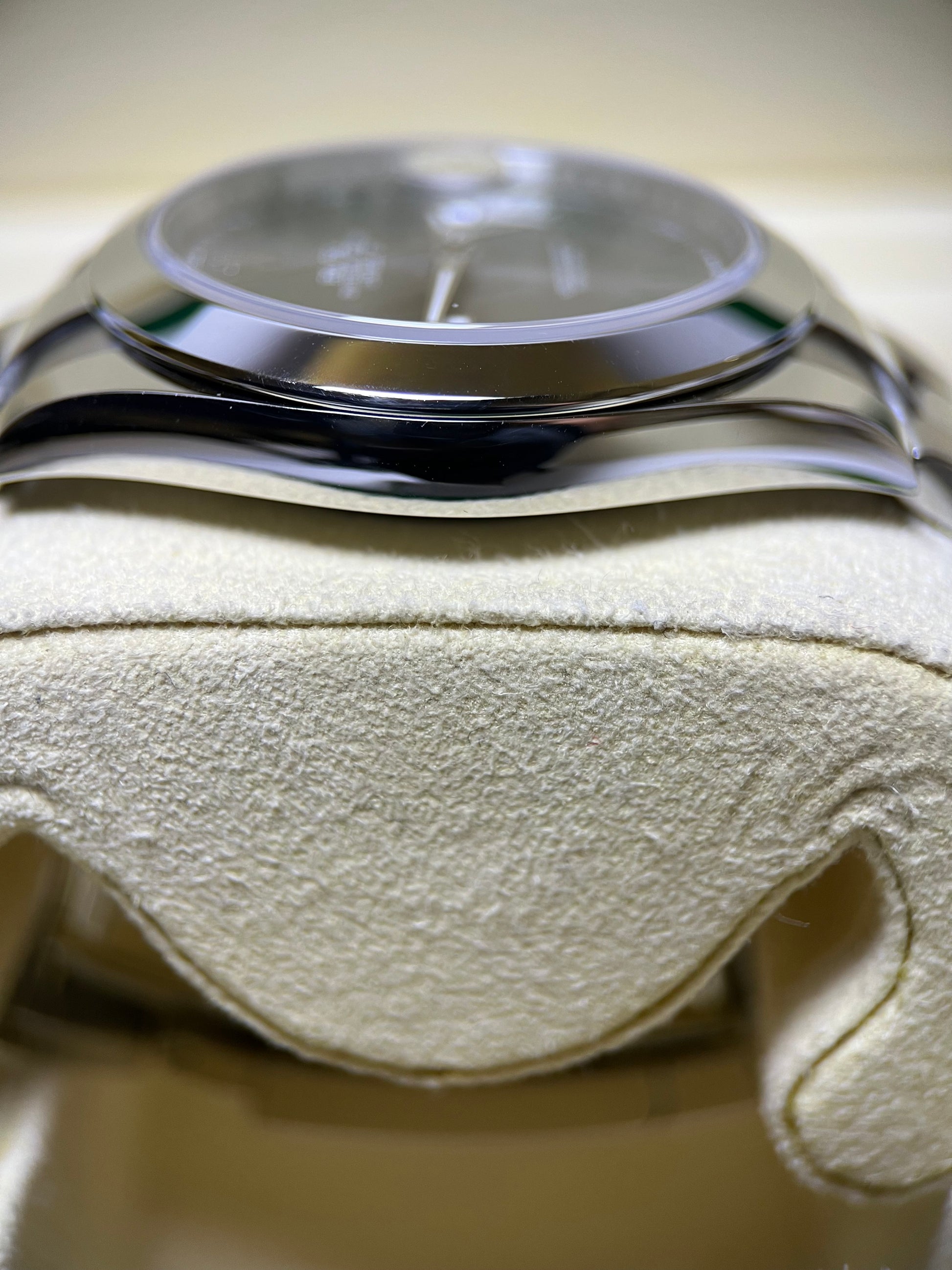 Rolex Datejust 41 Wimbledon Dial Smooth Oyster 126300 (2025)